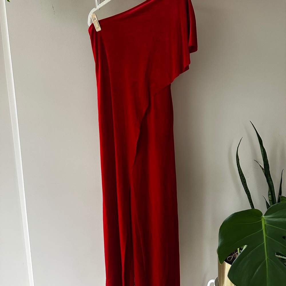 Elegant Red Velvet One-Shoulder Jumpsuit Pant Suit